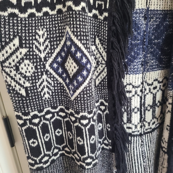 American Eagle Black White Blue Boho Aztec Open Front Short Sleeve Cardi… - Picture 4 of 11